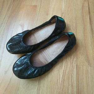 Tieks Obsidian Black Flats Size 5